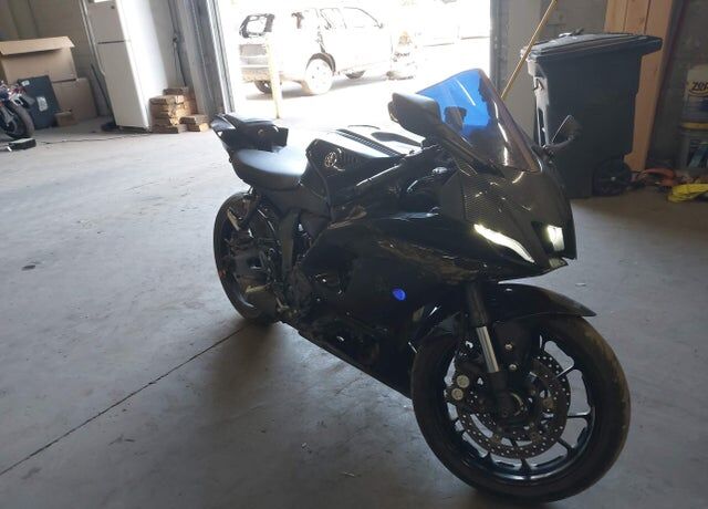 2022 YAMAHA YZF