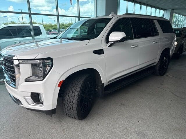 2022 GMC Yukon XL