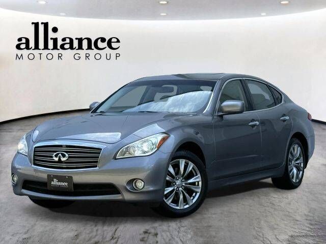 2012 INFINITI M37