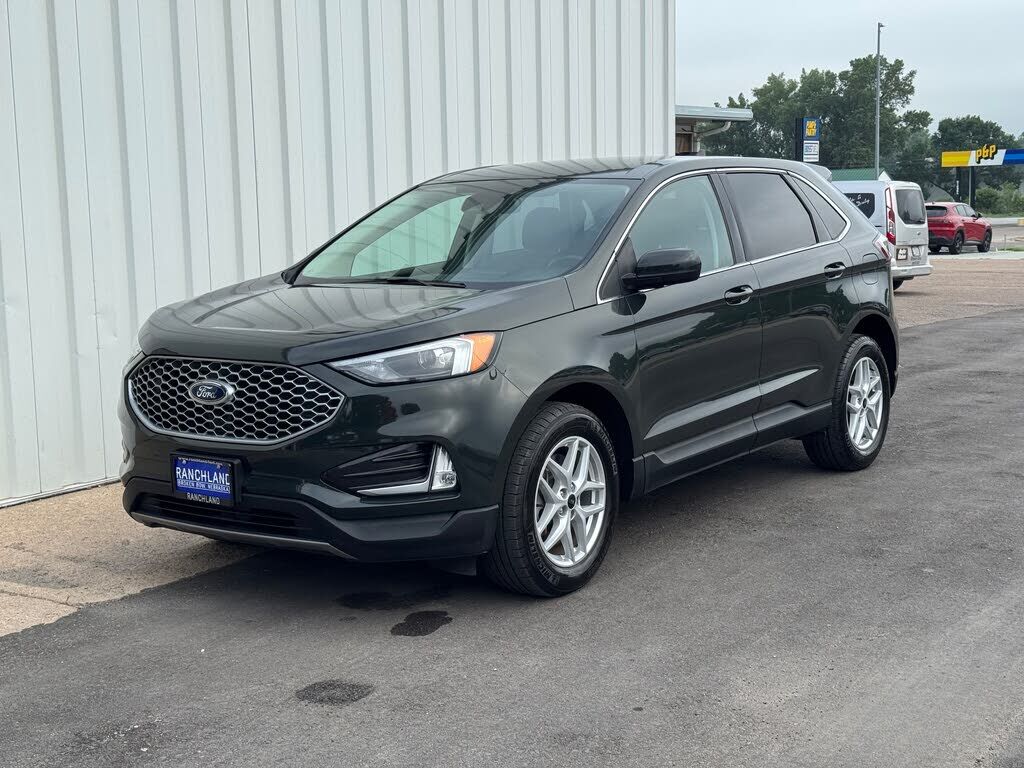 2023 FORD Edge