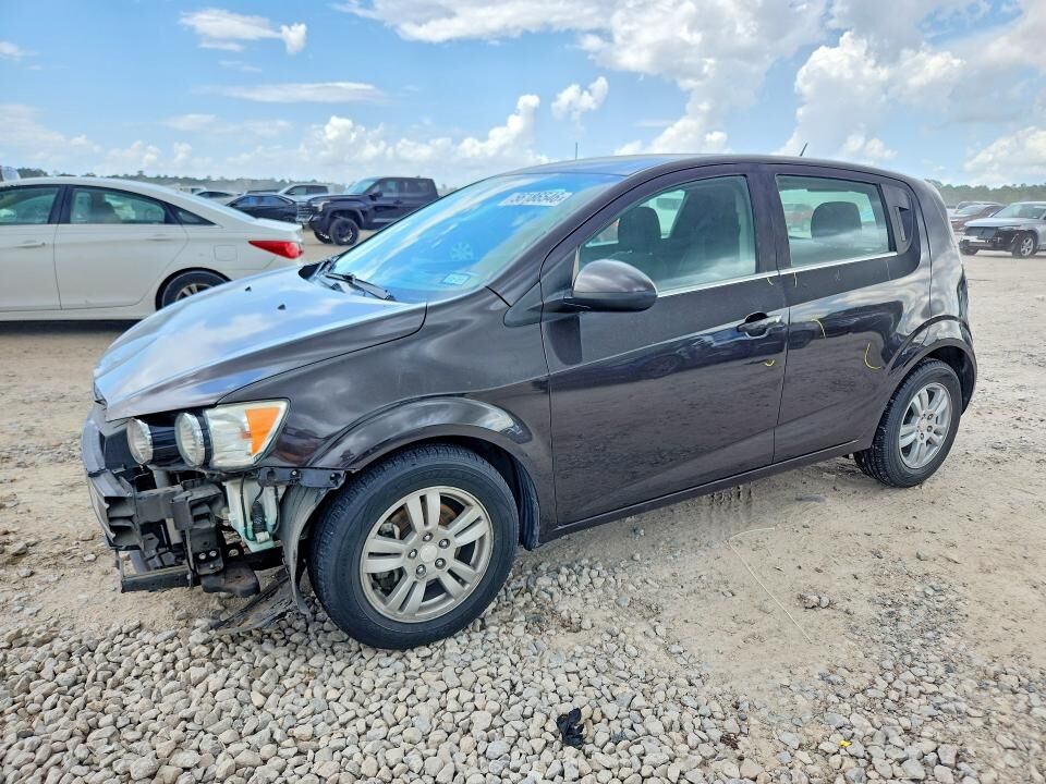 2016 CHEVROLET Sonic