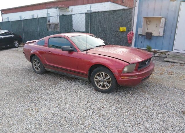 2005 FORD Mustang