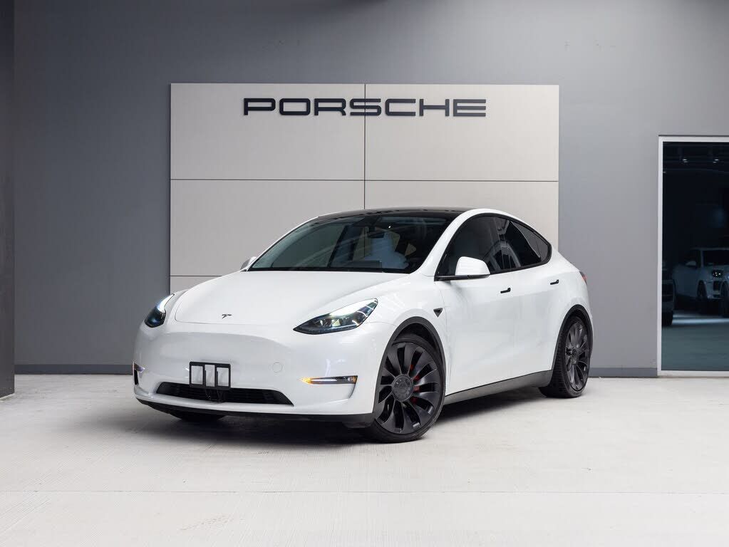 2021 TESLA Model Y