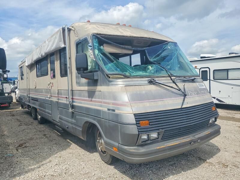 1990 CHEVROLET P - Series