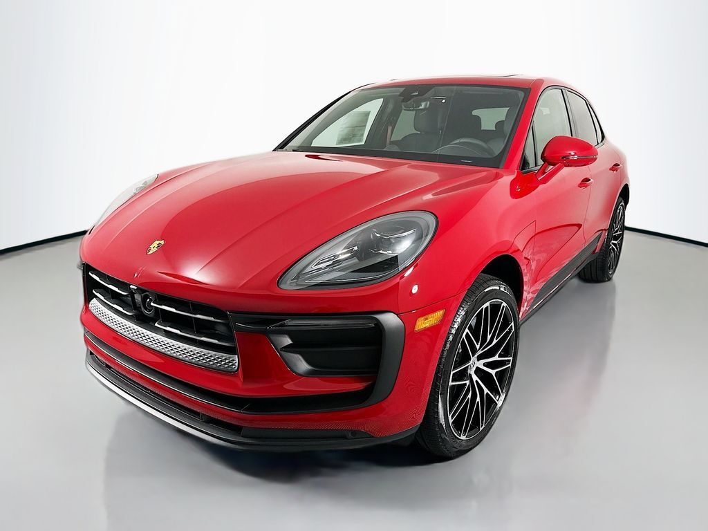 2026 PORSCHE Macan