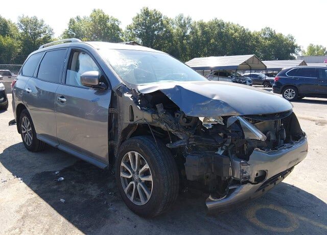 2016 NISSAN Pathfinder
