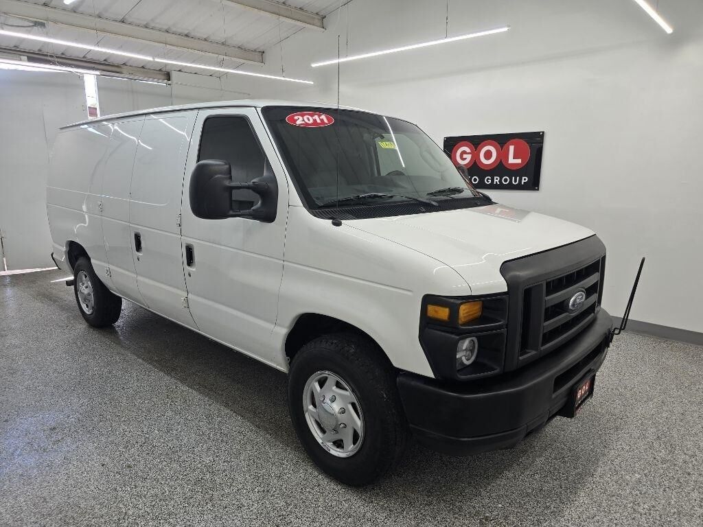 2011 FORD E-150