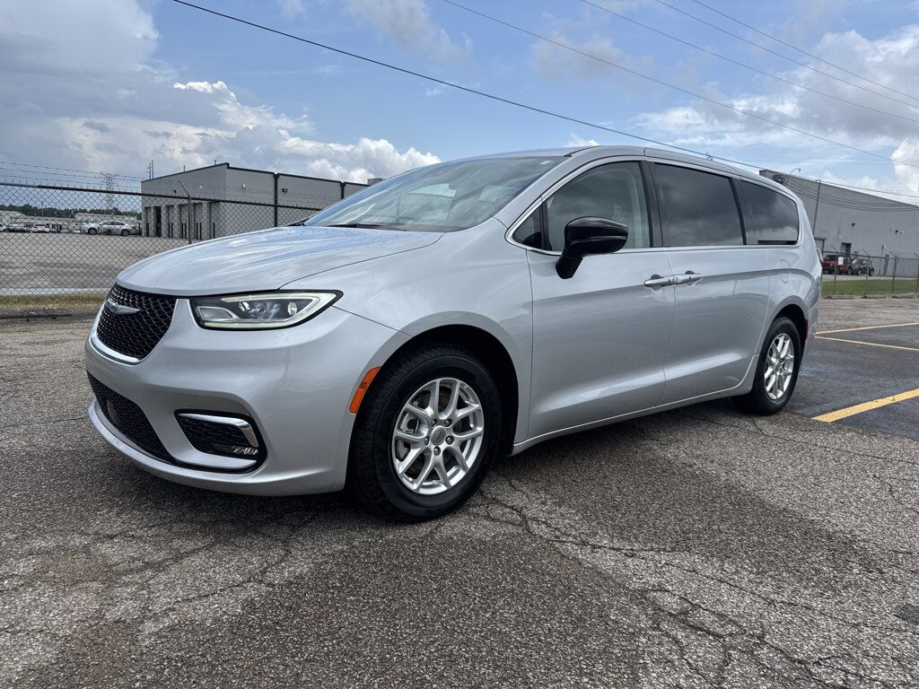 2024 CHRYSLER Pacifica