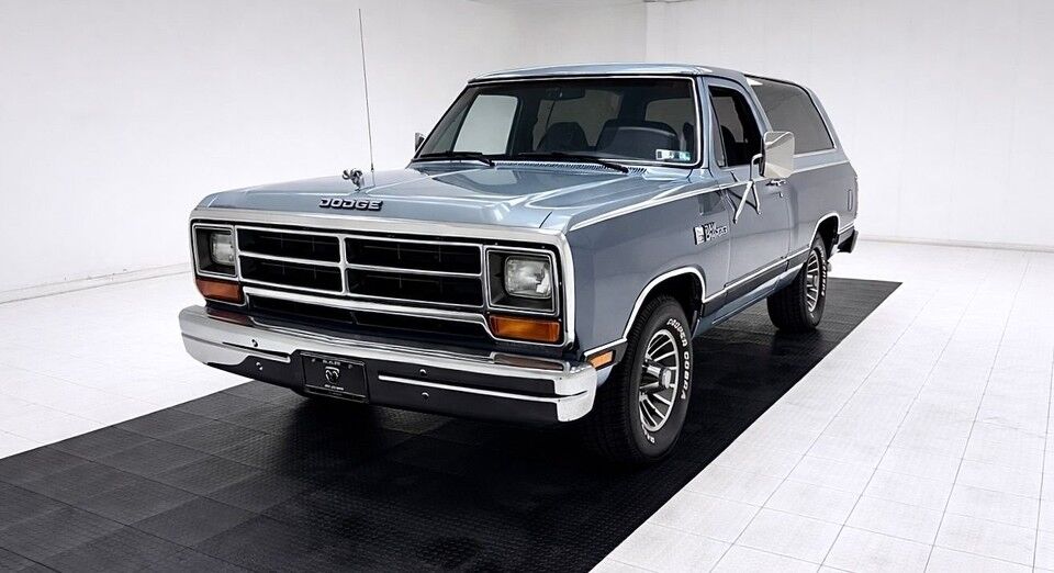 1987 DODGE Ram