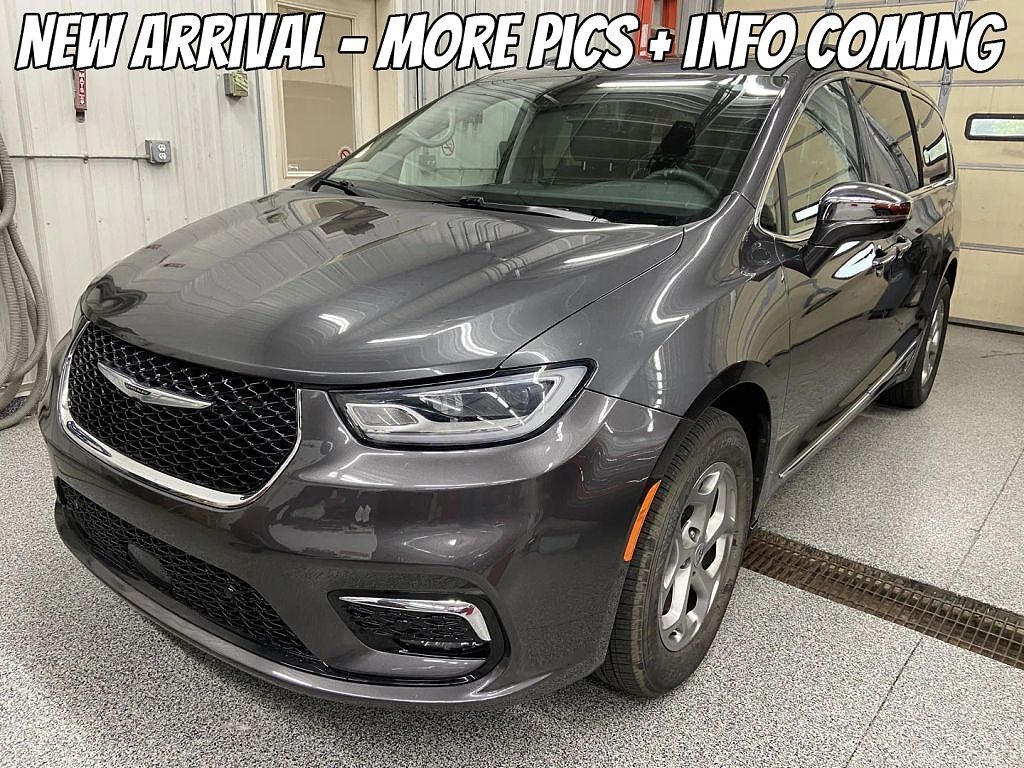2022 CHRYSLER Pacifica