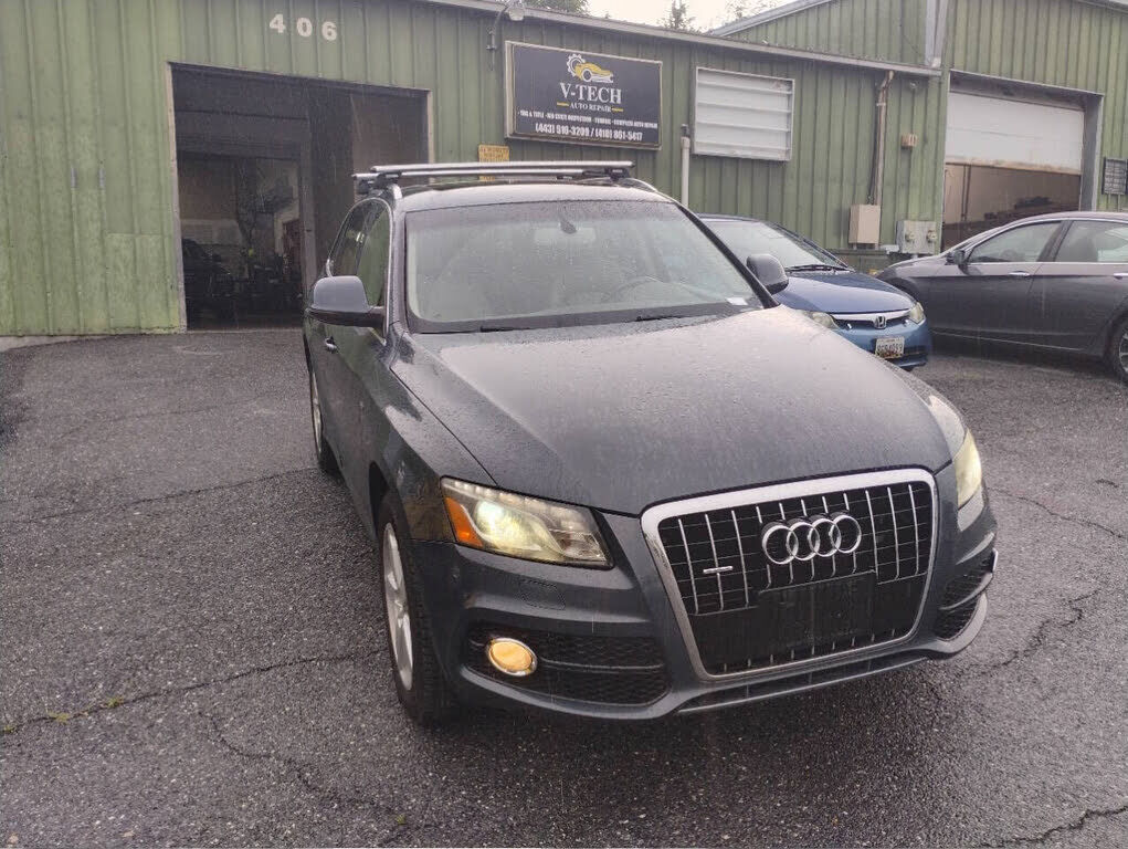 2011 AUDI Q5