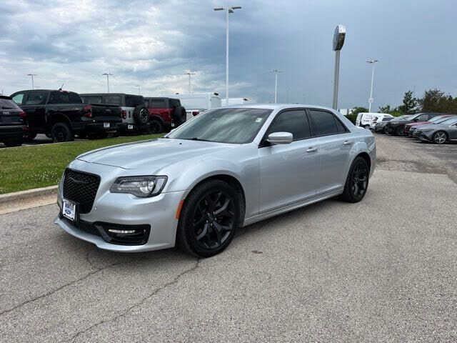 2021 CHRYSLER 300