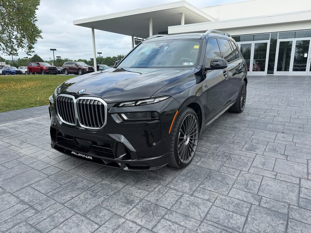 2023 BMW X7
