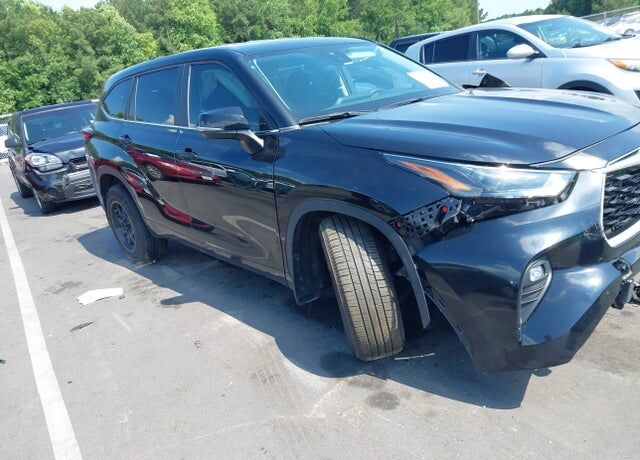 2024 TOYOTA Highlander