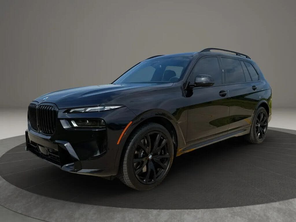 2023 BMW X7