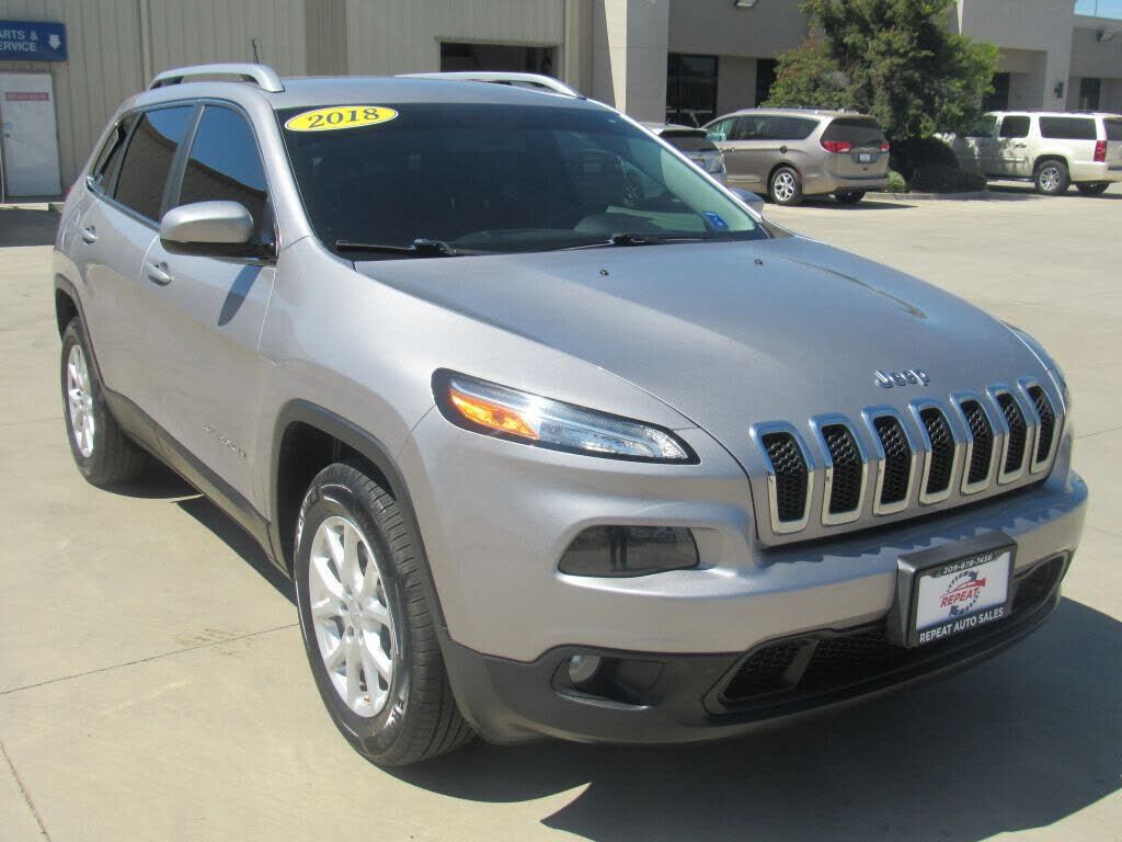 2018 JEEP Cherokee