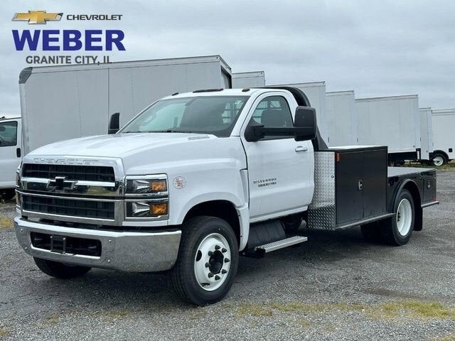2024 GMC Silverado Medium Duty