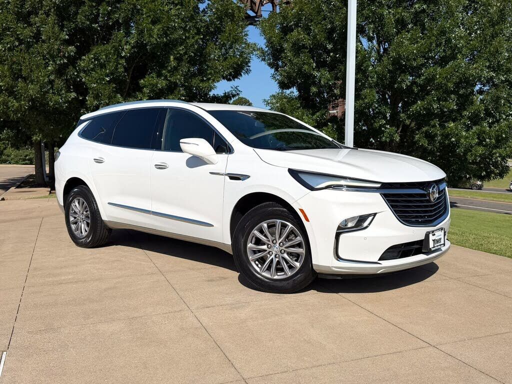 2023 BUICK Enclave