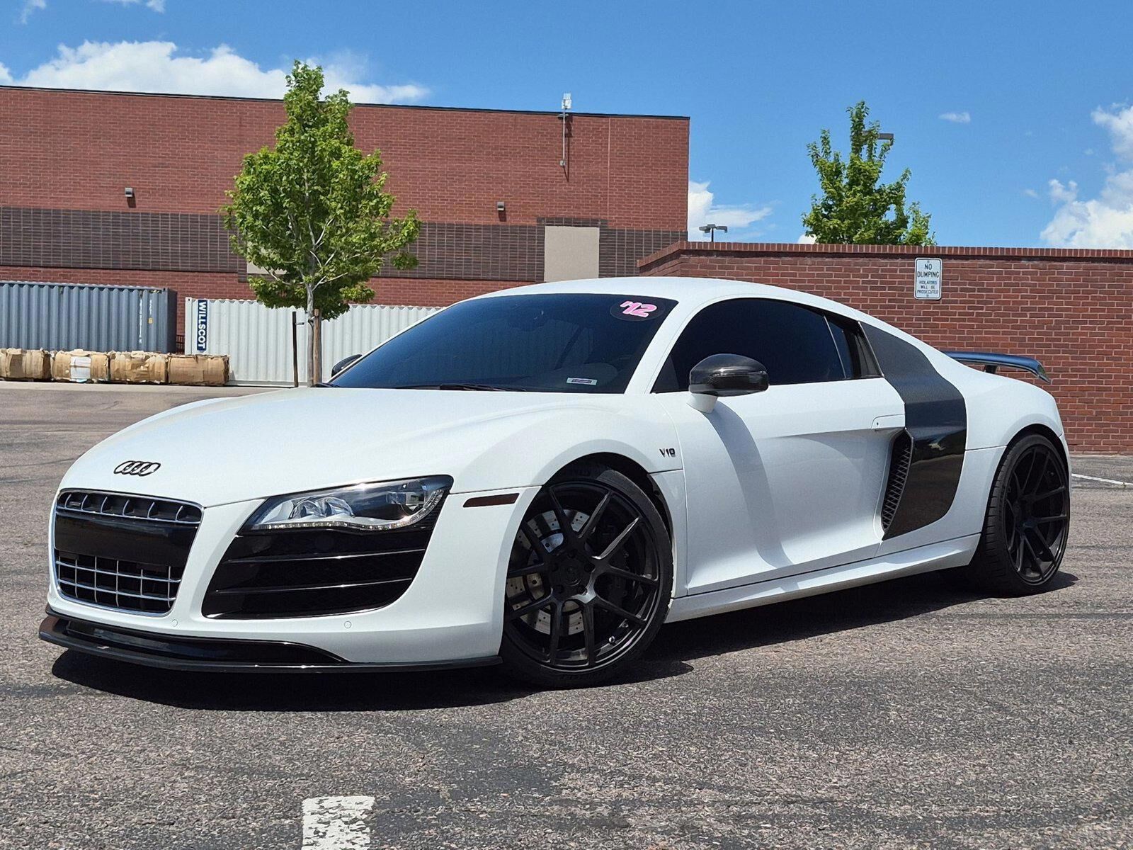 2012 AUDI R8