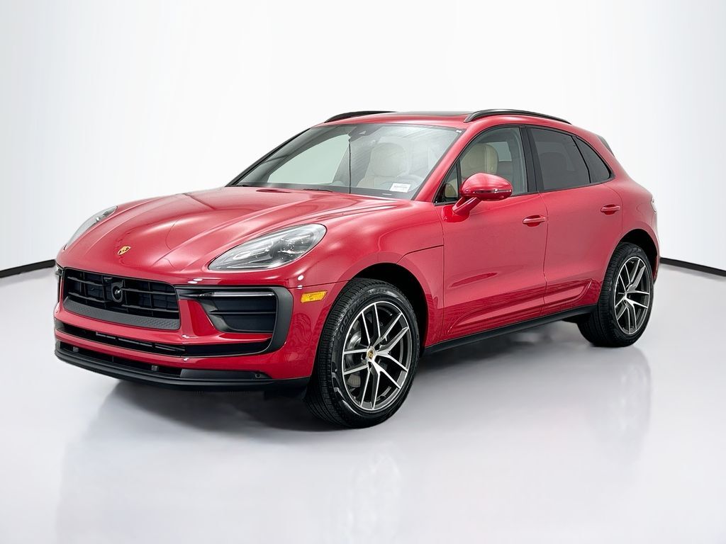 2026 PORSCHE Macan
