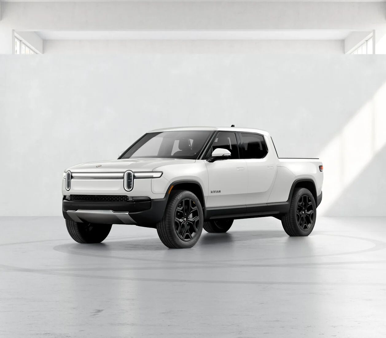 2025 RIVIAN R1T