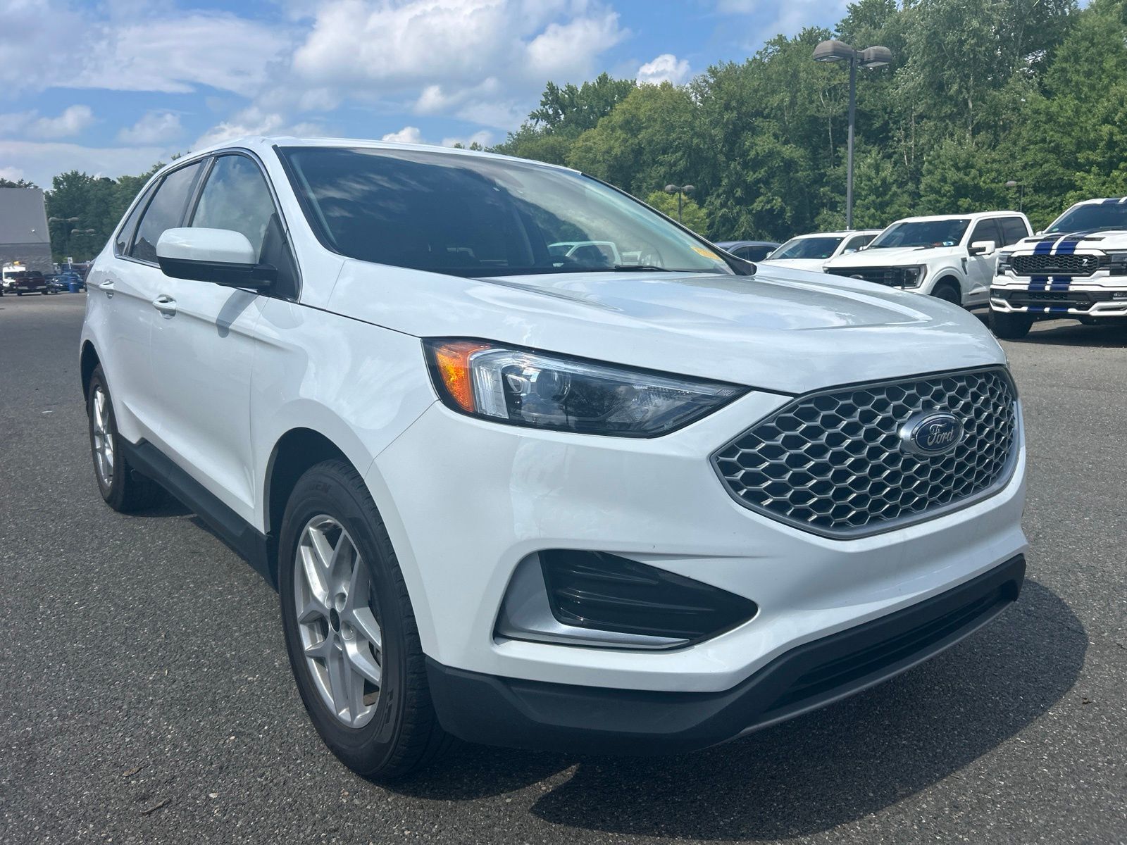 2024 FORD Edge