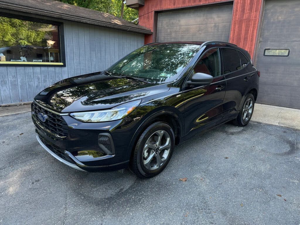2024 FORD Escape