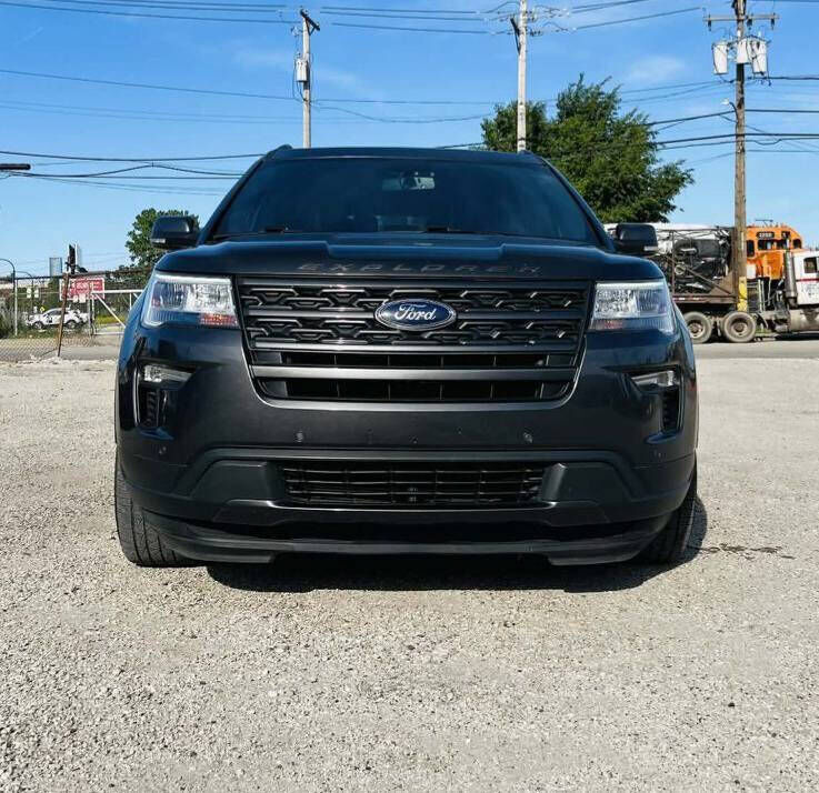 2018 FORD Explorer