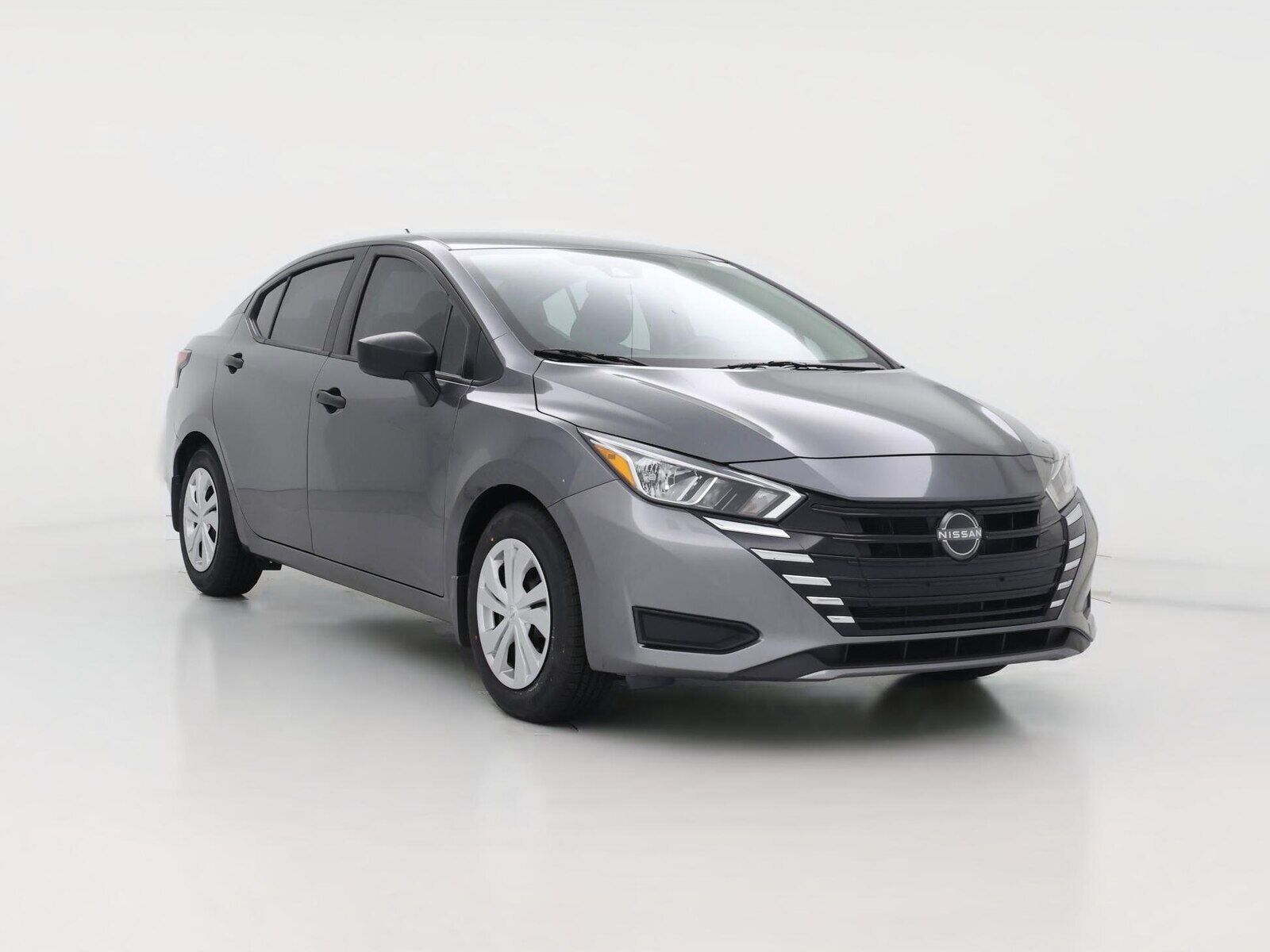 2023 NISSAN Versa
