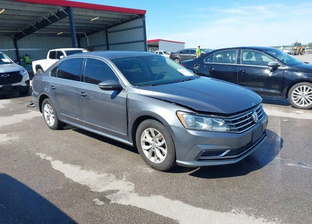 2016 VOLKSWAGEN Passat