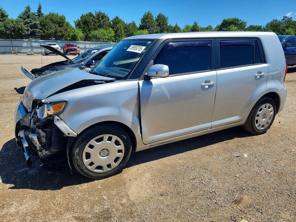 2015 TOYOTA SCION