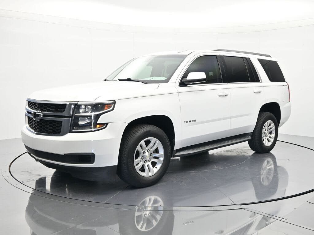 2017 CHEVROLET Tahoe