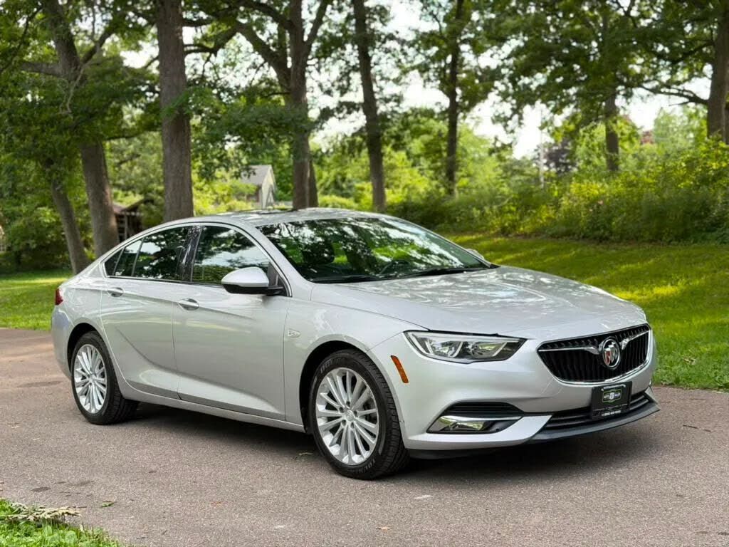 2018 BUICK Regal