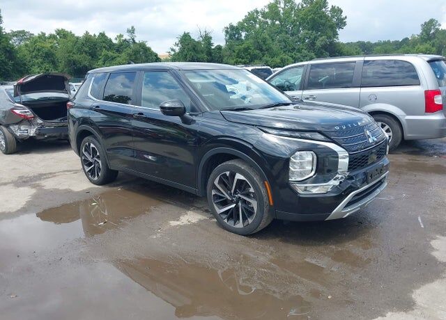 2024 MITSUBISHI Outlander