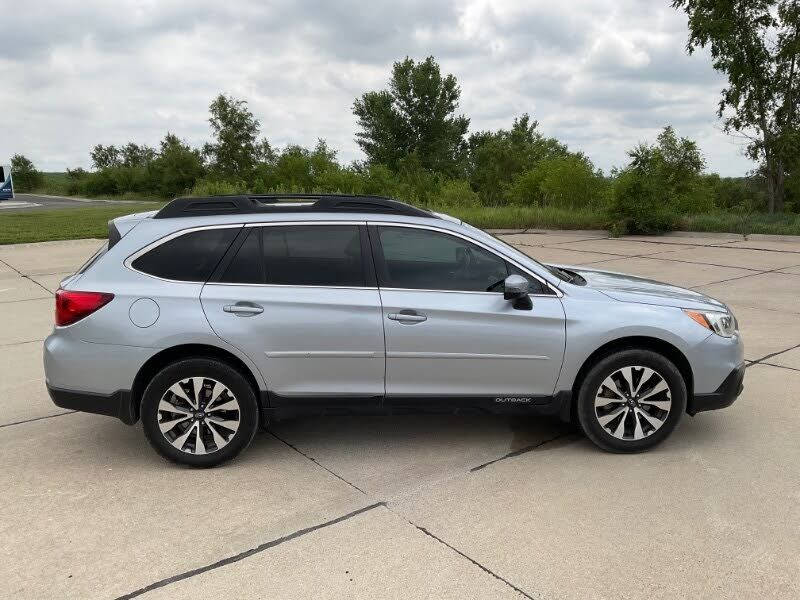2015 SUBARU Outback