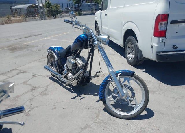 2004 BIG DOG MOTORCYCLES Chopper