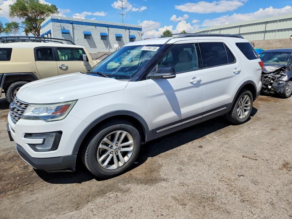 2017 FORD Explorer