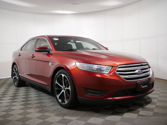 2014 FORD Taurus