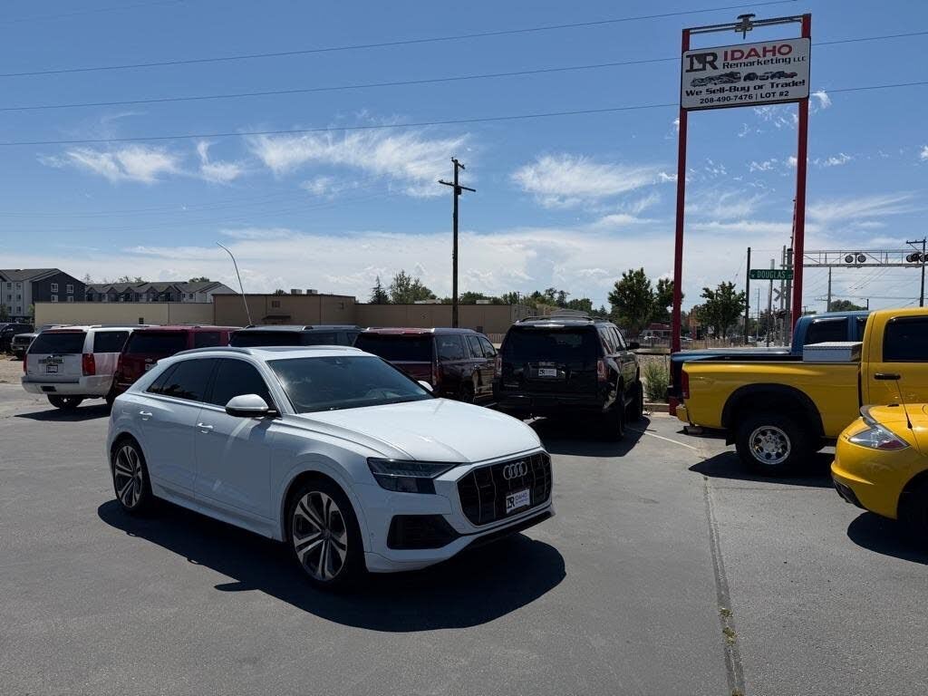 2019 AUDI Q8