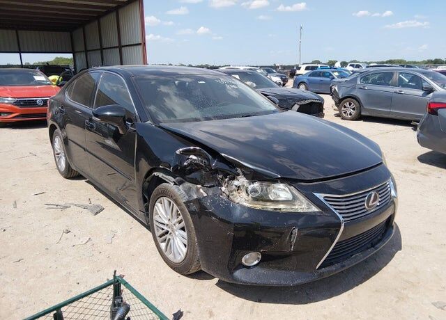 2013 LEXUS ES