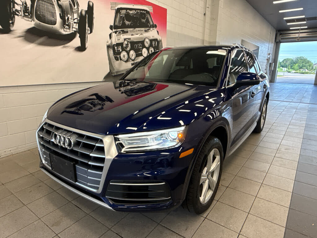 2020 AUDI Q5