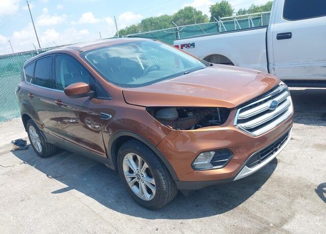 2017 FORD Escape