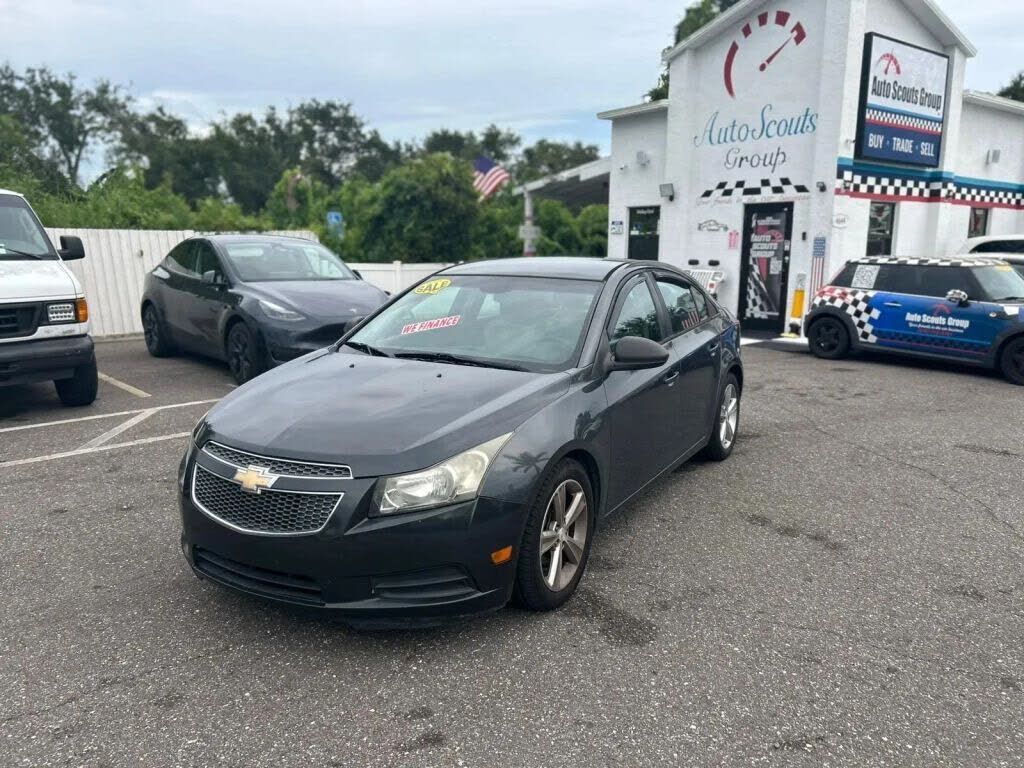 2013 CHEVROLET Cruze