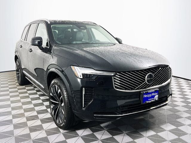 2026 VOLVO XC90
