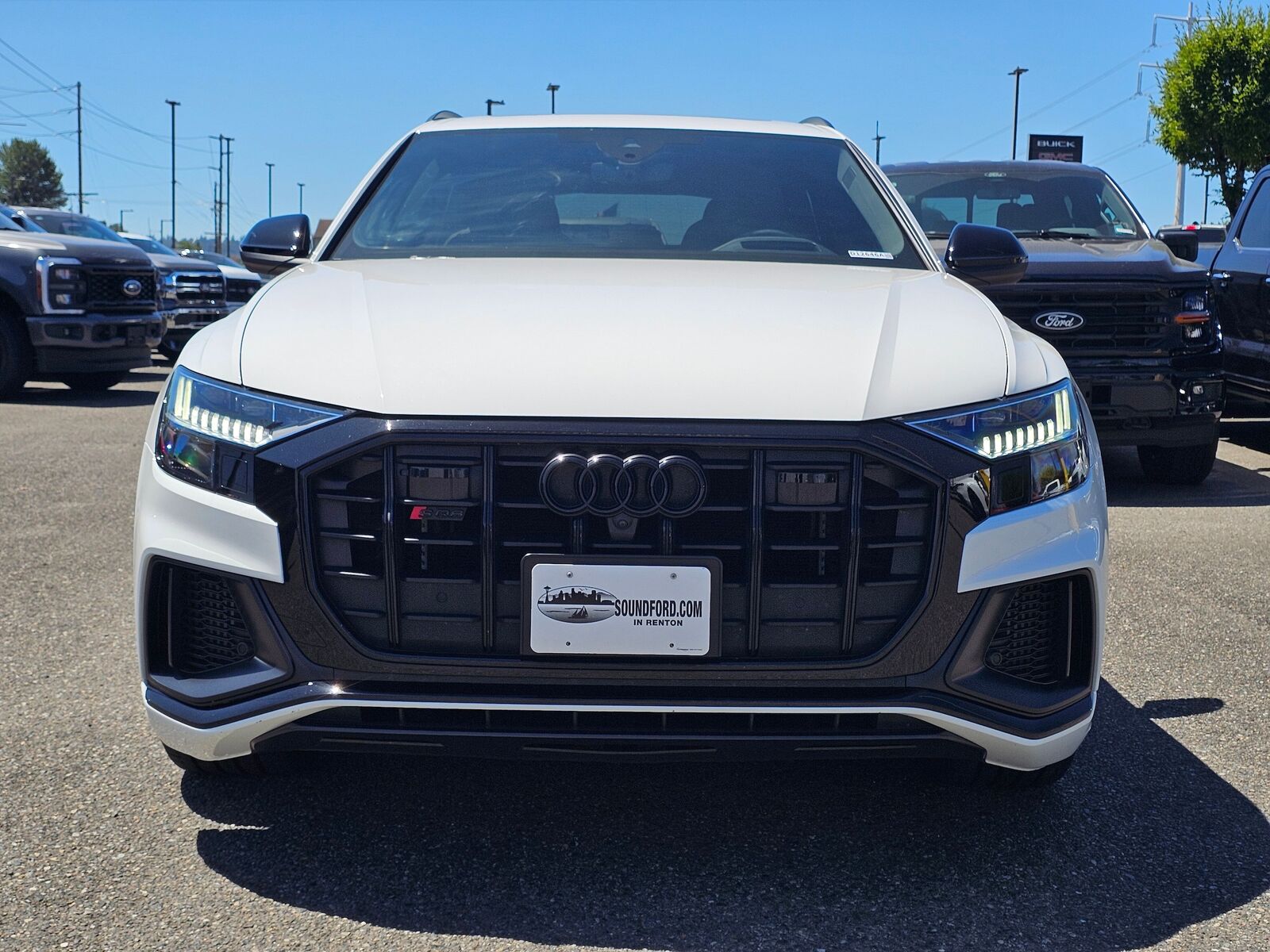 2023 Audi SQ8