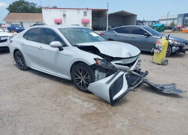 2022 TOYOTA Camry