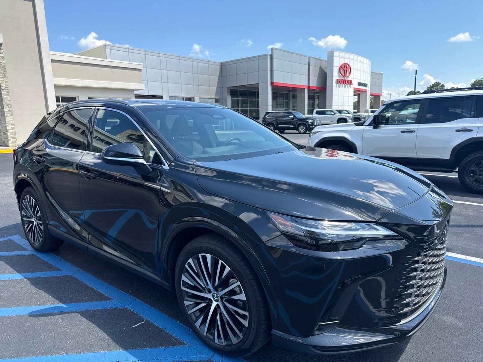 2025 LEXUS RX