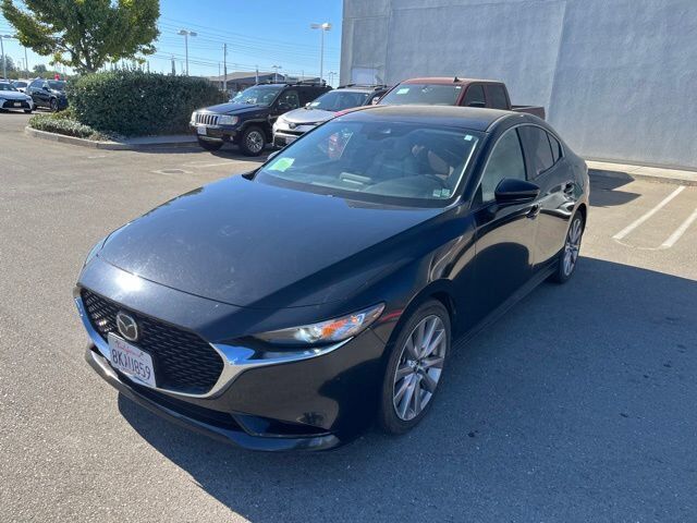 2019 MAZDA Mazda3