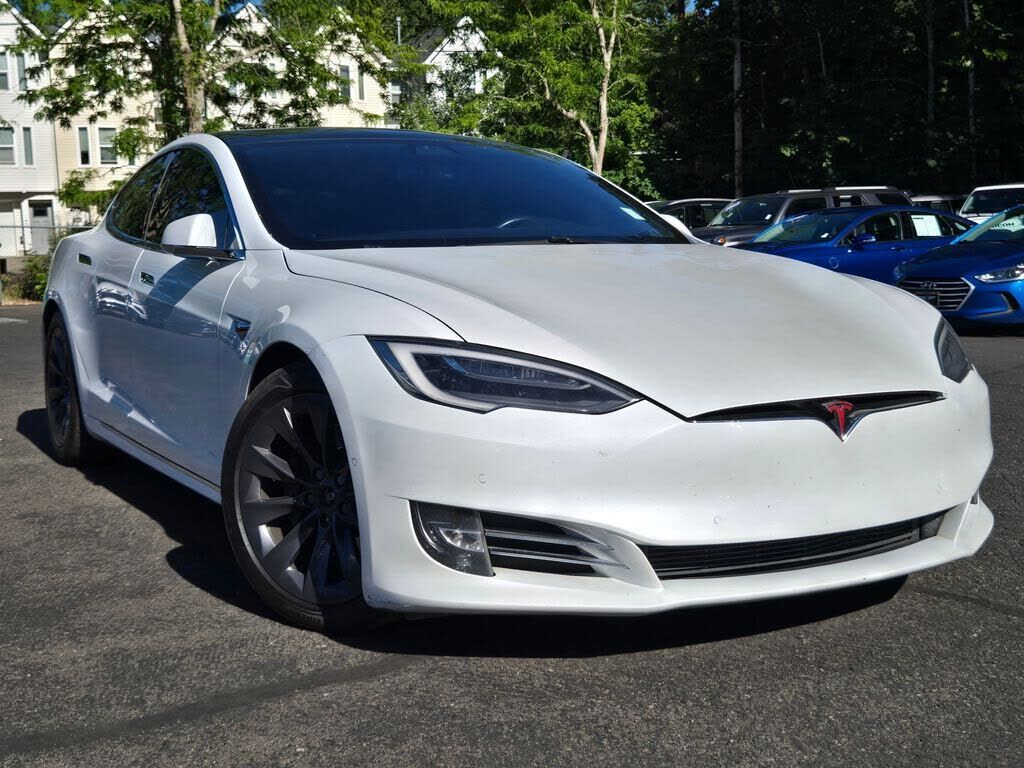 2020 TESLA Model S