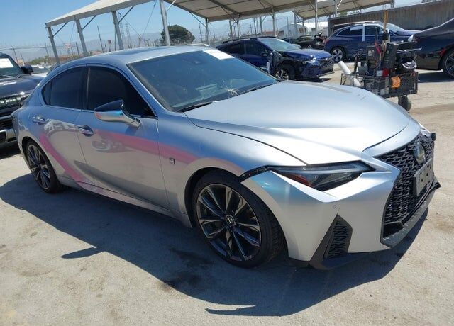 2021 LEXUS IS